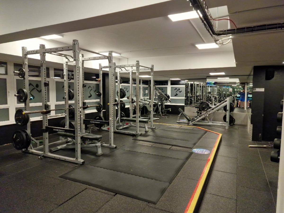 Castle Townhouse Kenilworth - Private Parking - 24 Hr Gym Access - Town Centre Apartman Kültér fotó